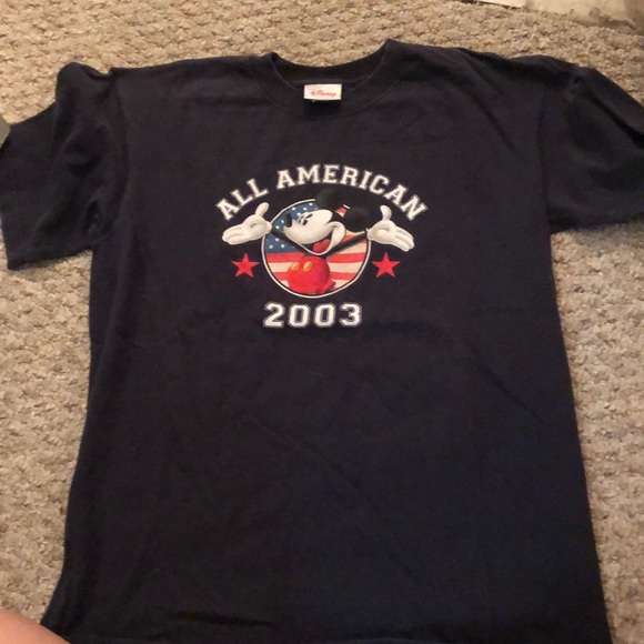 2003 Mickey Mouse tee shirt - Picture 2 of 3